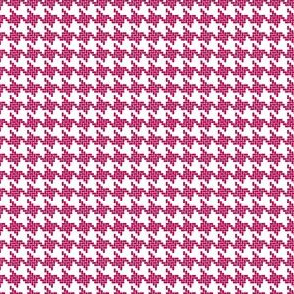 Houndstooth in Pink and White