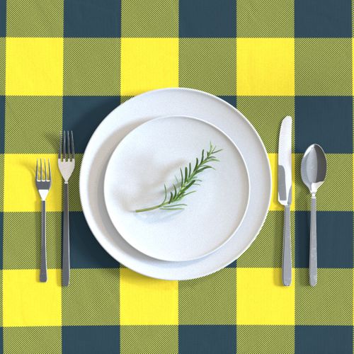 HOME_GOOD_RECTANGULAR_TABLE_CLOTH