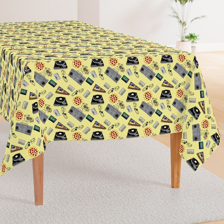 HOME_GOOD_RECTANGULAR_TABLE_CLOTH