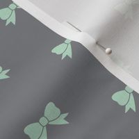 Staggared Bows mint and Grey