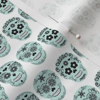 sugar skulls Dia de los Muertos