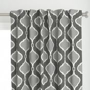Alessandra Trellis in Charcoal and Cashmere Gray