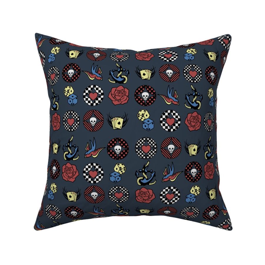 HOME_GOOD_SQUARE_THROW_PILLOW