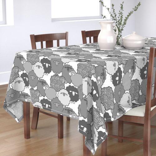 HOME_GOOD_RECTANGULAR_TABLE_CLOTH