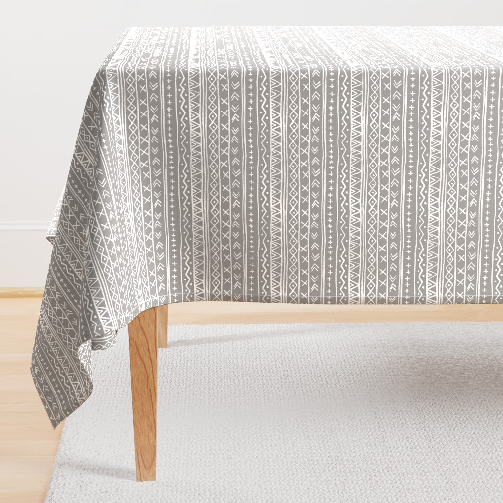 Chalk Tribal Stripe (gray)