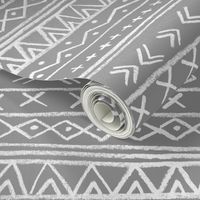 Chalk Tribal Stripe (gray)