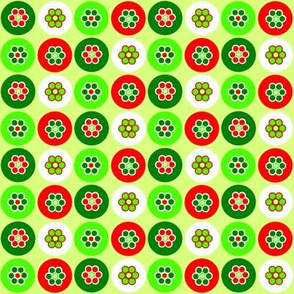 Christmas_beads2_with_green_background