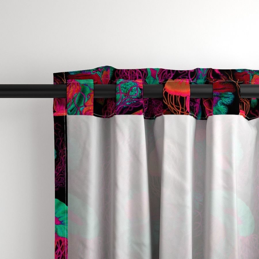 HOME_GOOD_CURTAIN_PANEL