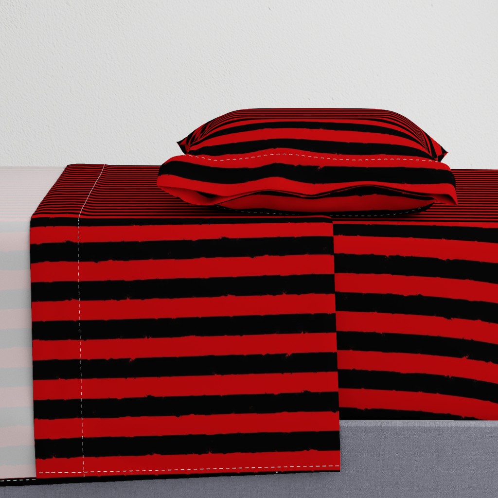 Distress Stripe Black Red