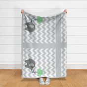 zekie chevron quilt / mint