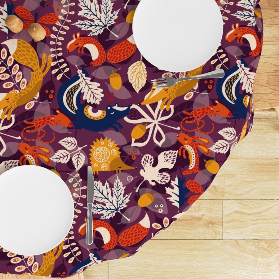 HOME_GOOD_ROUND_TABLE_CLOTH