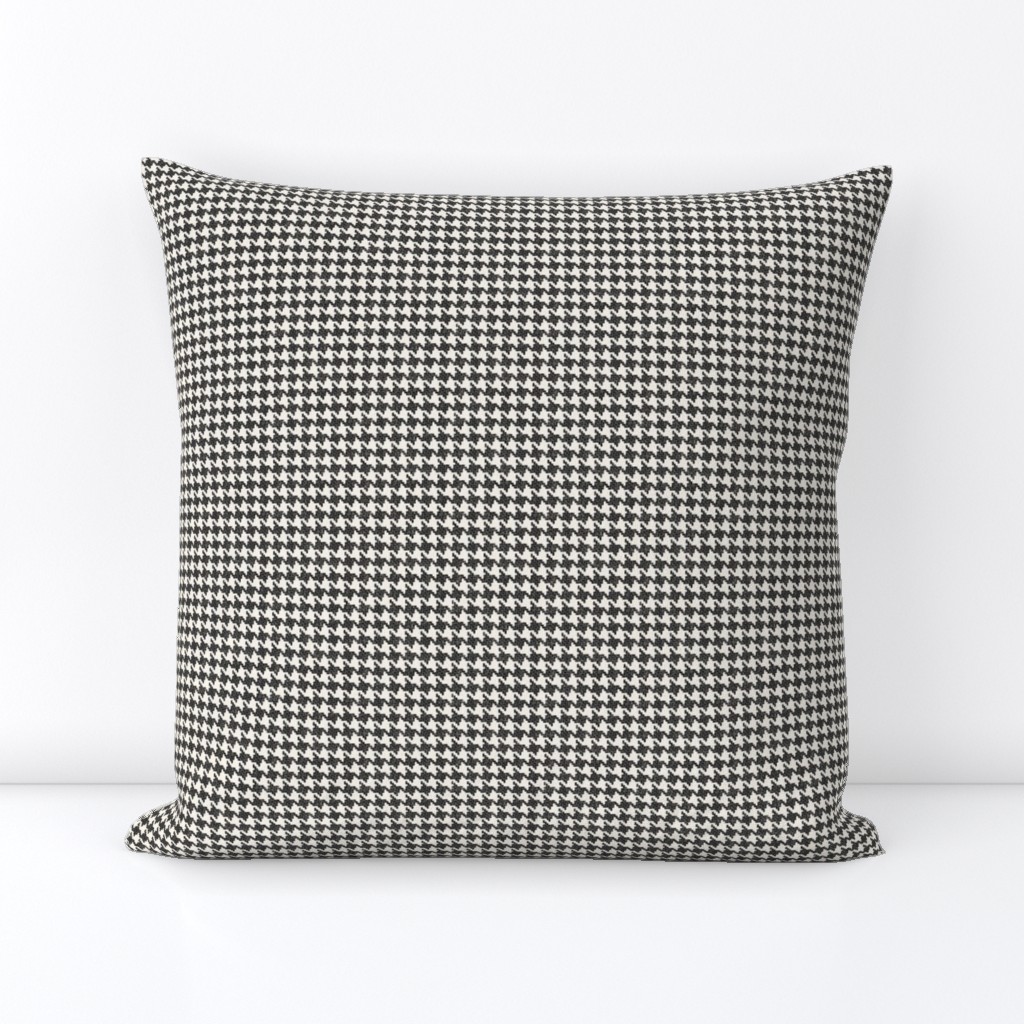 Black and Cream Houndstooth