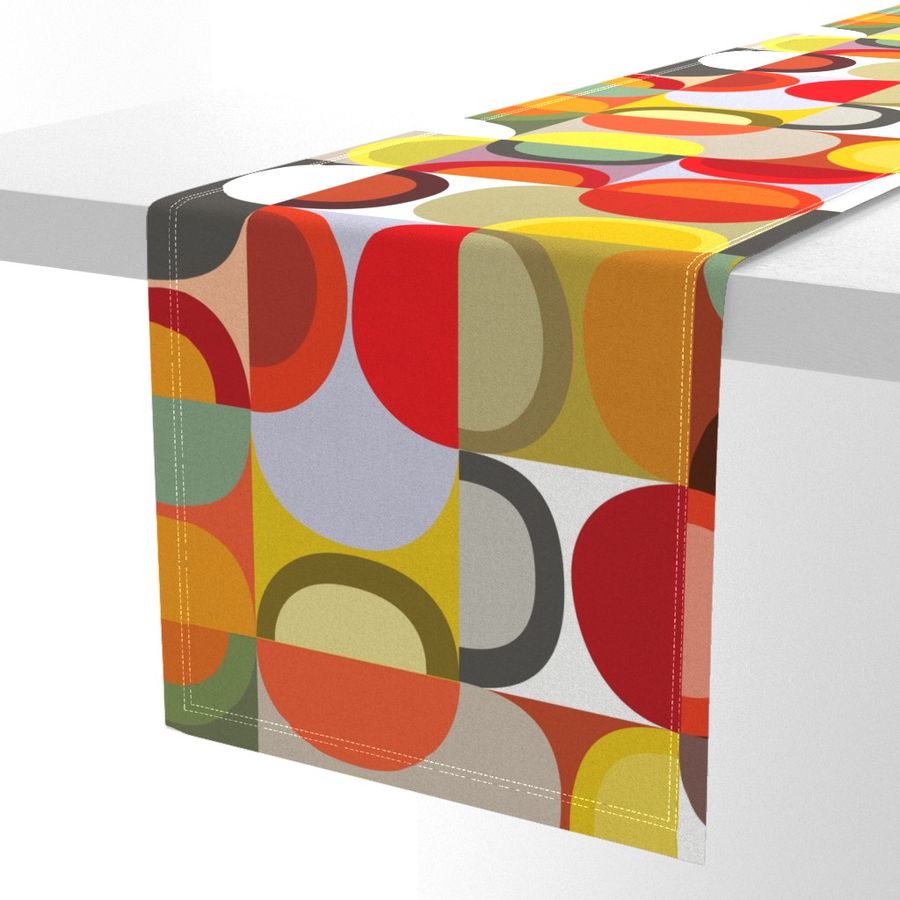 HOME_GOOD_TABLE_RUNNER