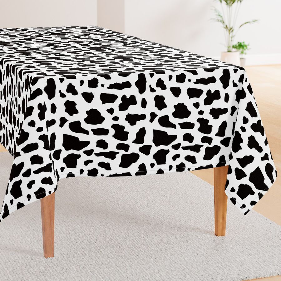 HOME_GOOD_RECTANGULAR_TABLE_CLOTH