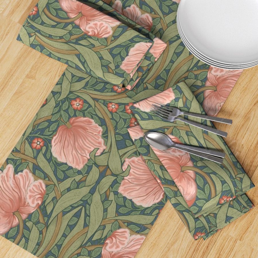 HOME_GOOD_TABLE_RUNNER