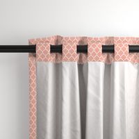 Quatrefoil lattice in pale salmon coral pink