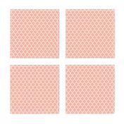 Quatrefoil lattice in pale salmon coral pink