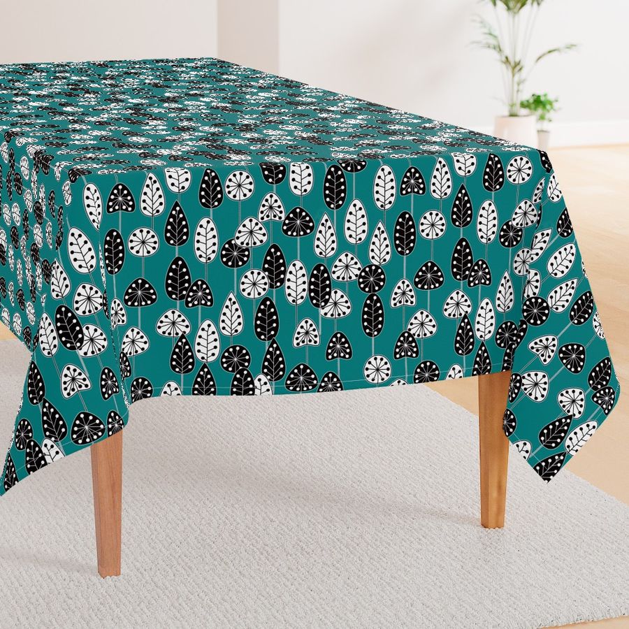 HOME_GOOD_RECTANGULAR_TABLE_CLOTH