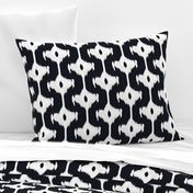 ikat offset- diamond -blk &white