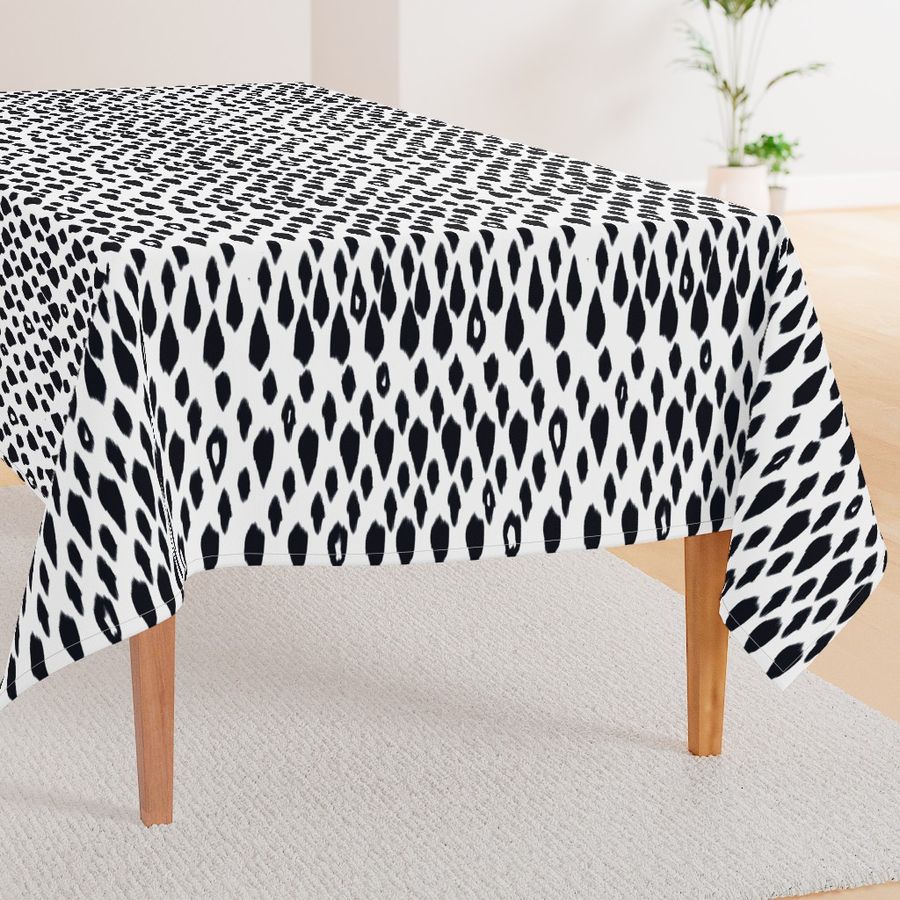 HOME_GOOD_RECTANGULAR_TABLE_CLOTH