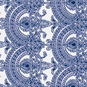 Delft blue antique lace