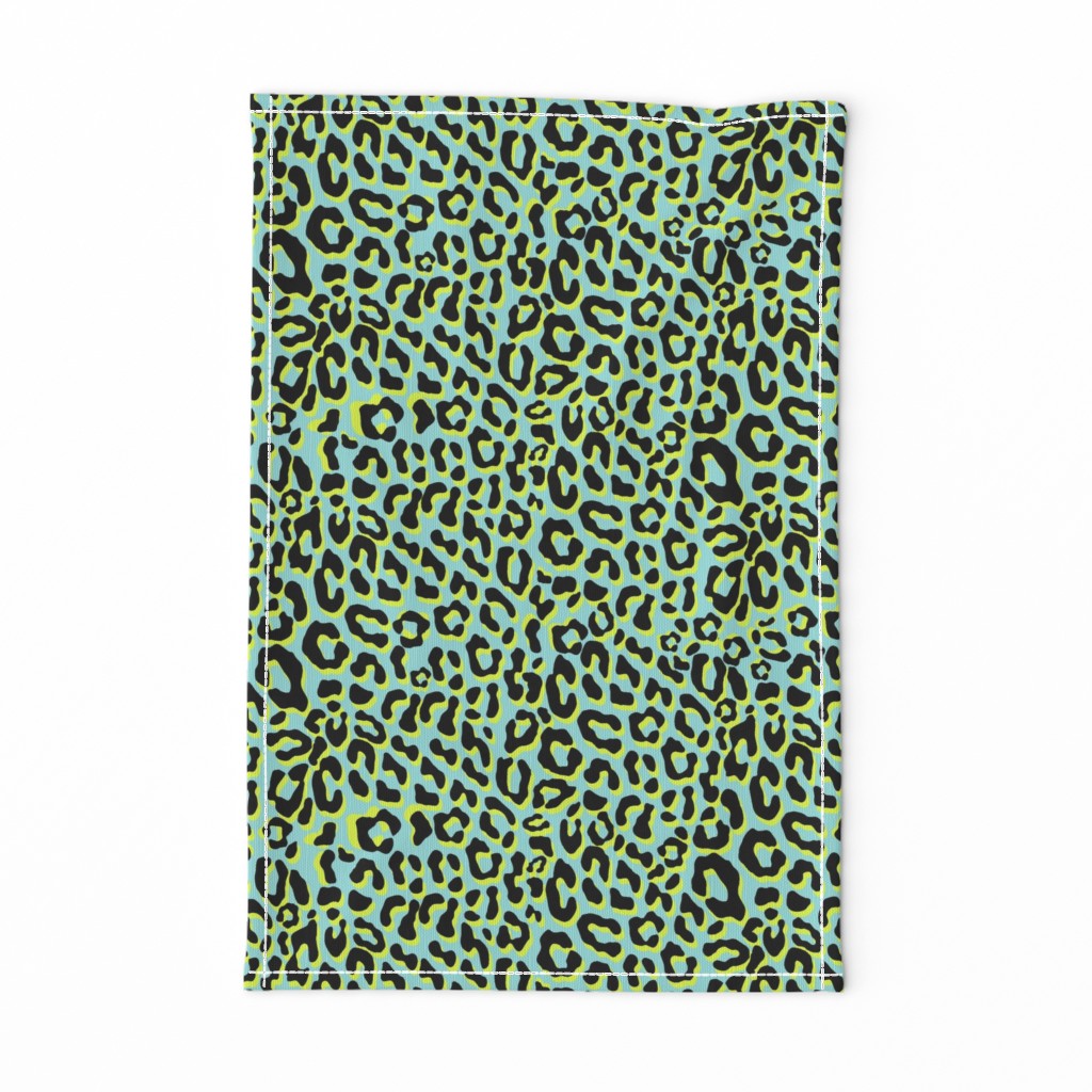 Pop Leopard on pistache