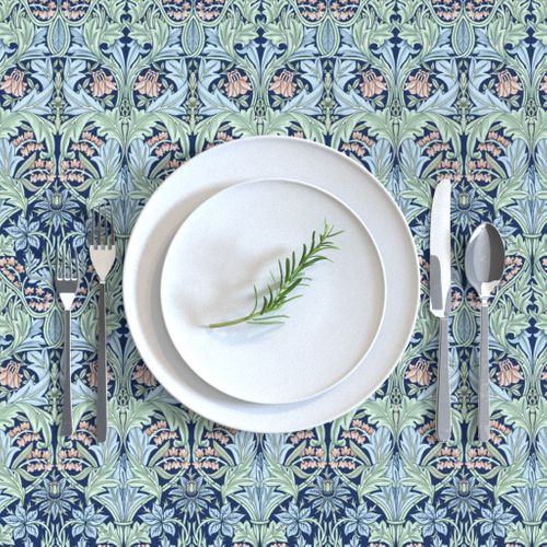 HOME_GOOD_RECTANGULAR_TABLE_CLOTH