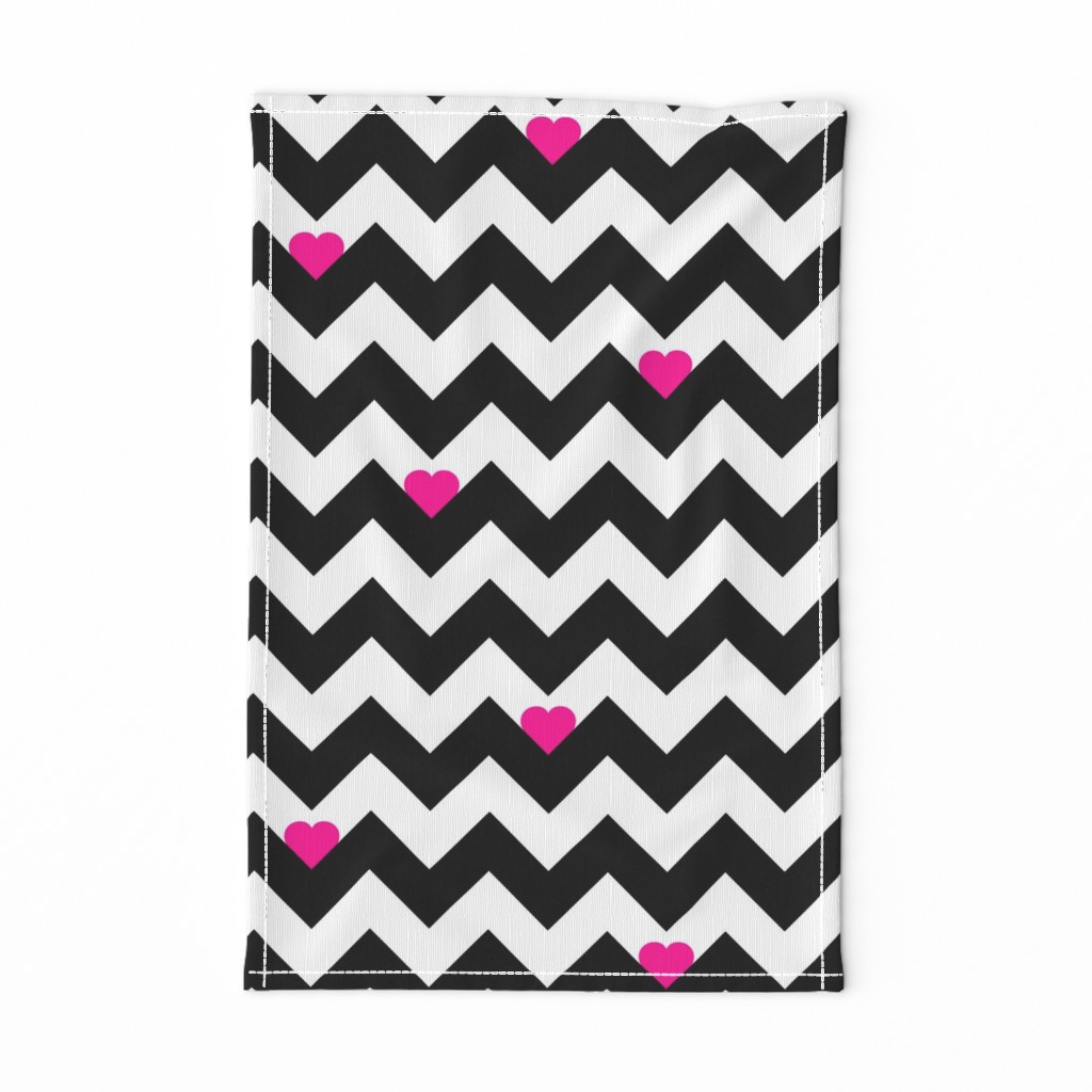 Heart & Chevron - Black/Pink