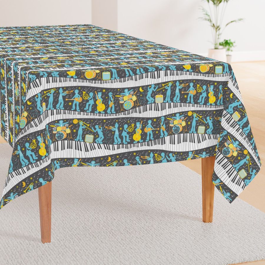 HOME_GOOD_RECTANGULAR_TABLE_CLOTH