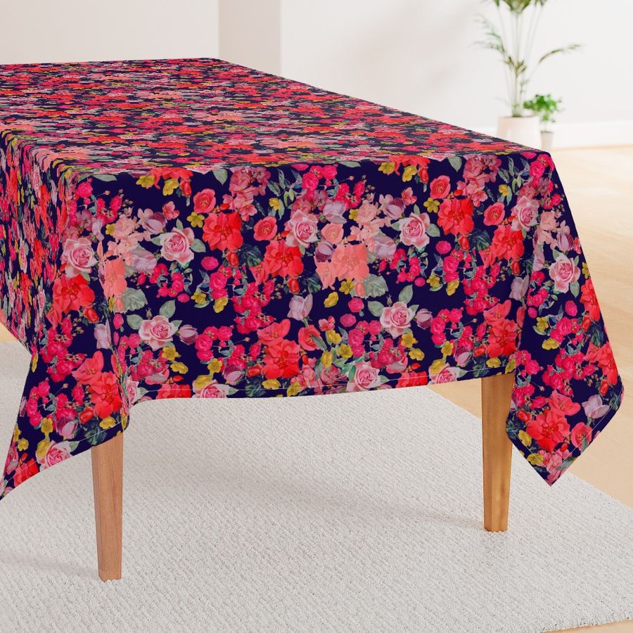 HOME_GOOD_RECTANGULAR_TABLE_CLOTH