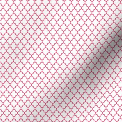 quatrefoil hot pink on white - small