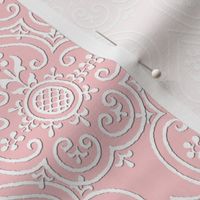 Lace Medallion ~ White on Dauphine