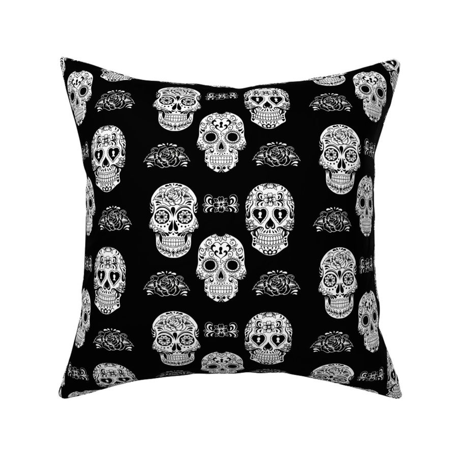 HOME_GOOD_SQUARE_THROW_PILLOW