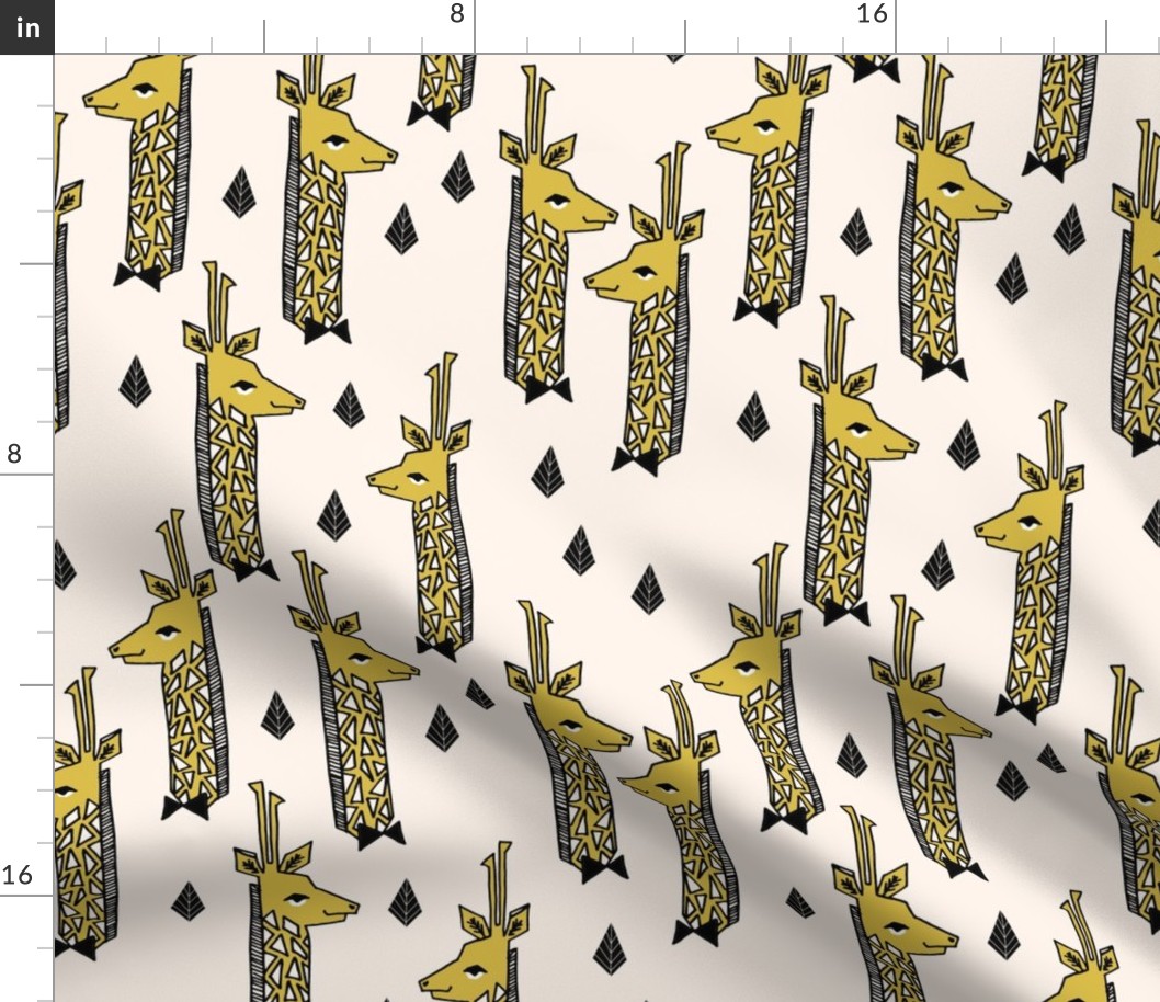 Giraffes - Champagne/Black/Mustard