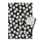 daisy // daisies flowers florals flower black and white simple 90s design