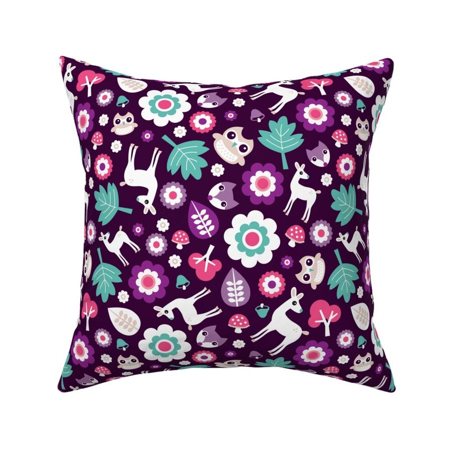 HOME_GOOD_SQUARE_THROW_PILLOW