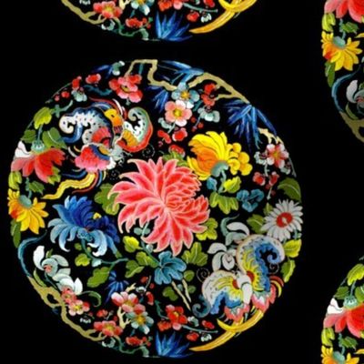 royal novelty thrones embroidery asian japanese china chinese oriental cheongsam kimono butterflies flowers peonys rainbow imperial chinoiserie kings queens museum traditional rank regal korean kabuki geisha yuan ming qing dynasty tapestry vintage emperor