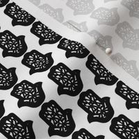 hamsa white-black-small