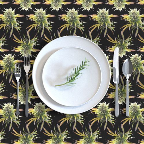 HOME_GOOD_RECTANGULAR_TABLE_CLOTH