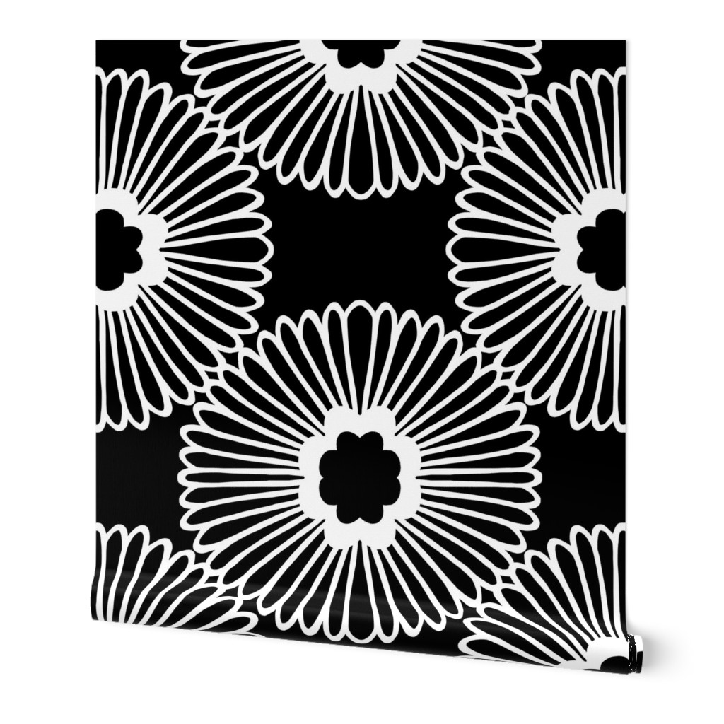 Large Floral - Black/white