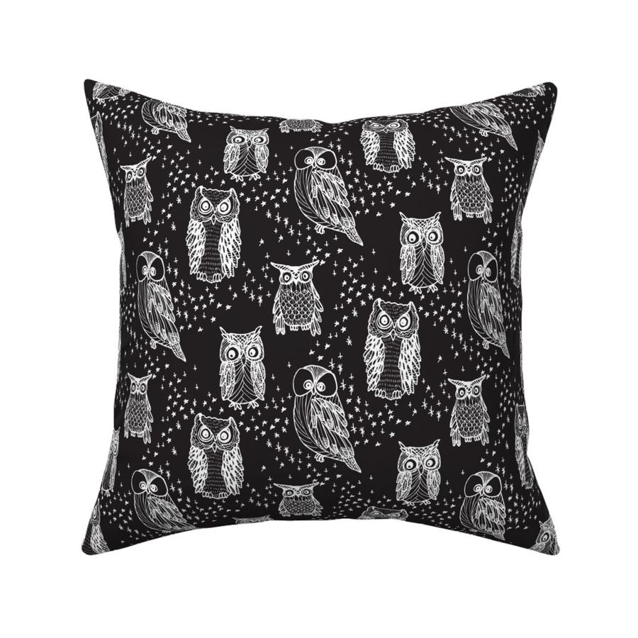 HOME_GOOD_SQUARE_THROW_PILLOW