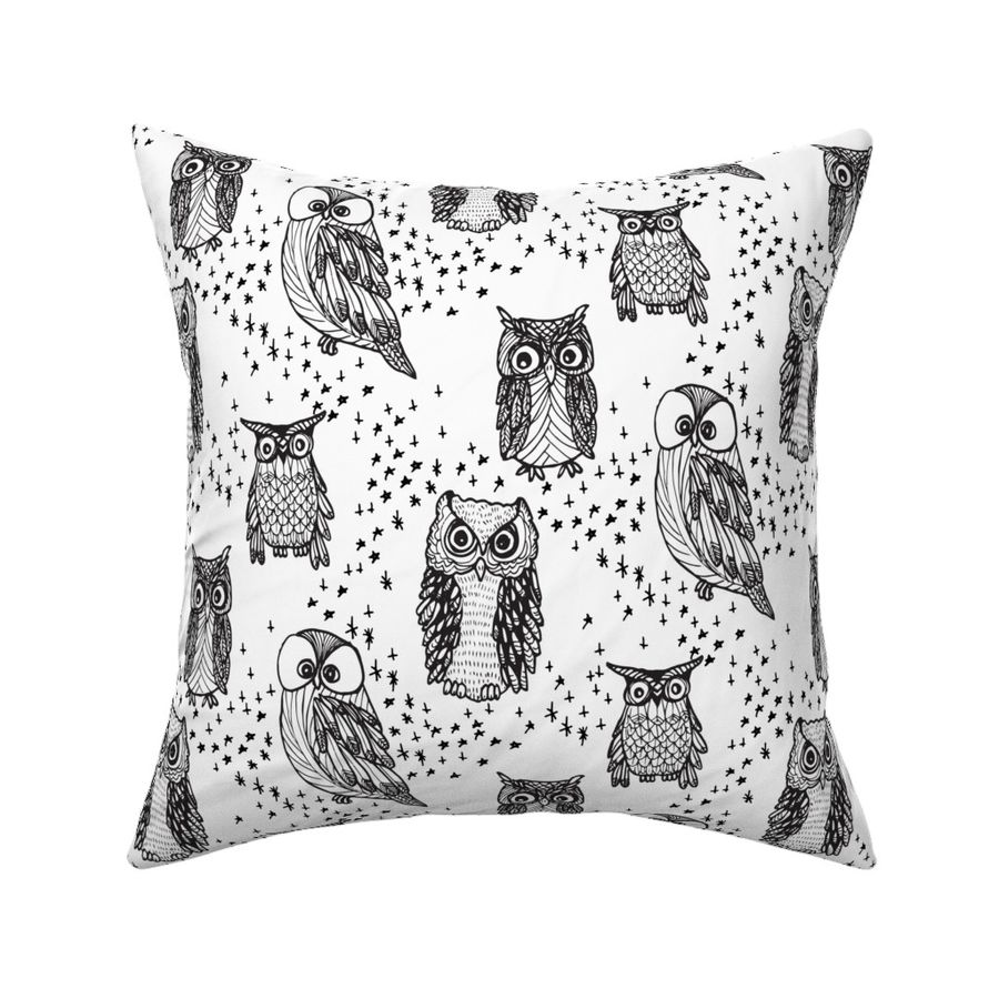 HOME_GOOD_SQUARE_THROW_PILLOW