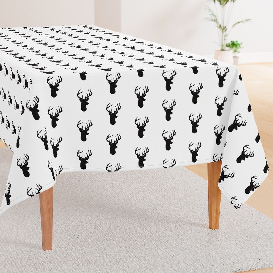 HOME_GOOD_RECTANGULAR_TABLE_CLOTH