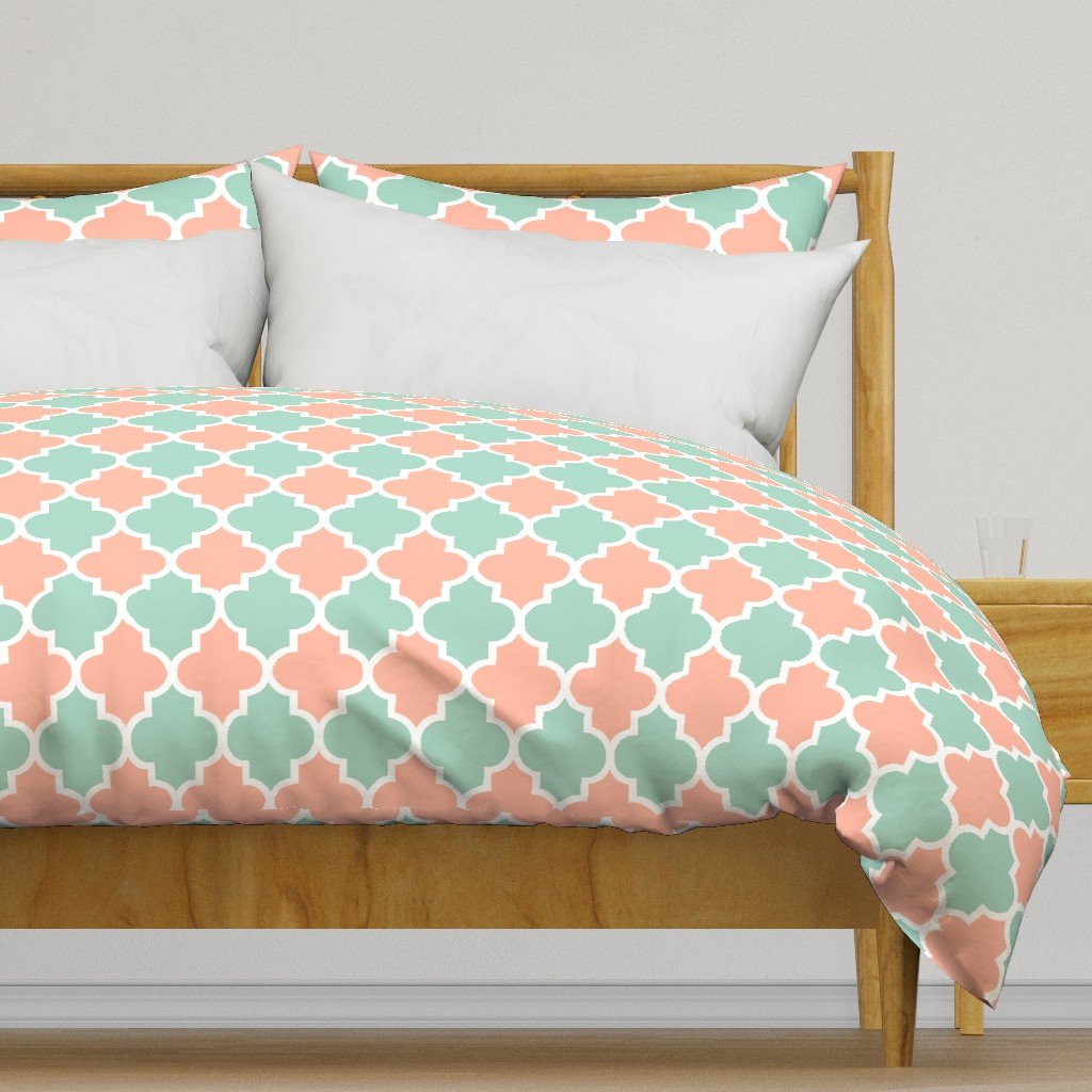Quatrefoil in Mint and Coral