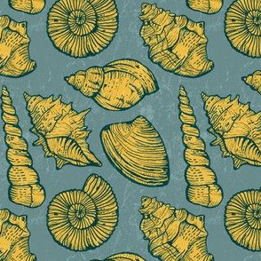 Nautical print with seashells