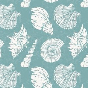 Nautical pattern with seashells