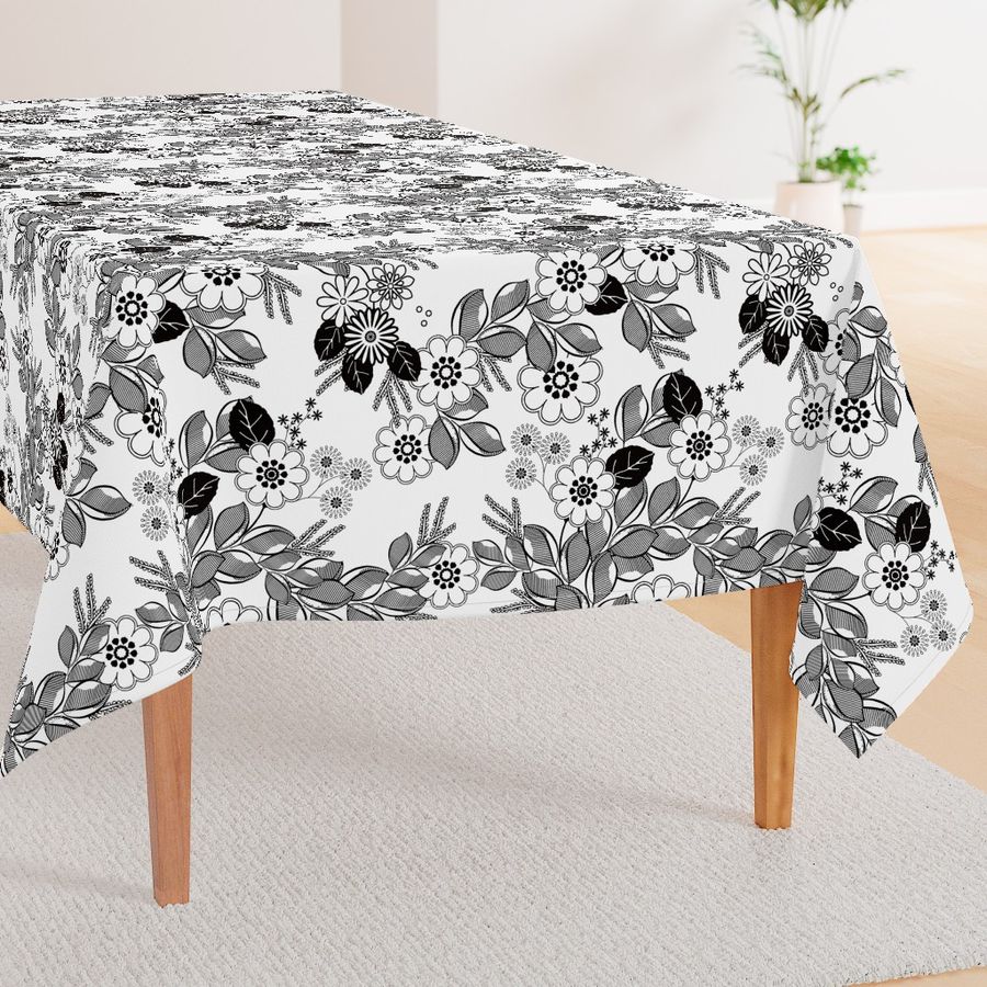 HOME_GOOD_RECTANGULAR_TABLE_CLOTH