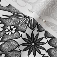 Jungle Flowers (Black/White)