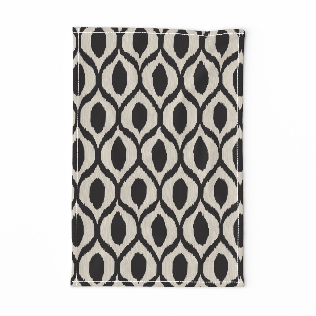 uzebeki ikat black and tan