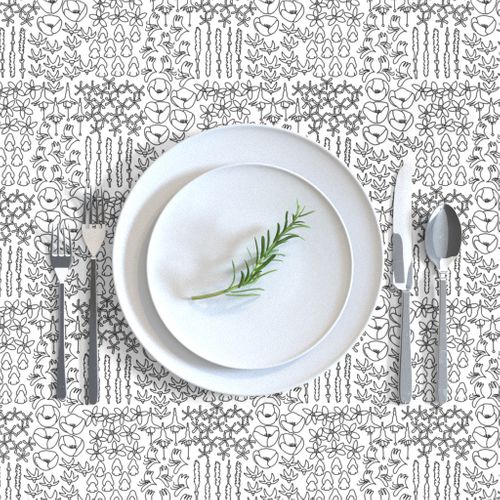 HOME_GOOD_RECTANGULAR_TABLE_CLOTH